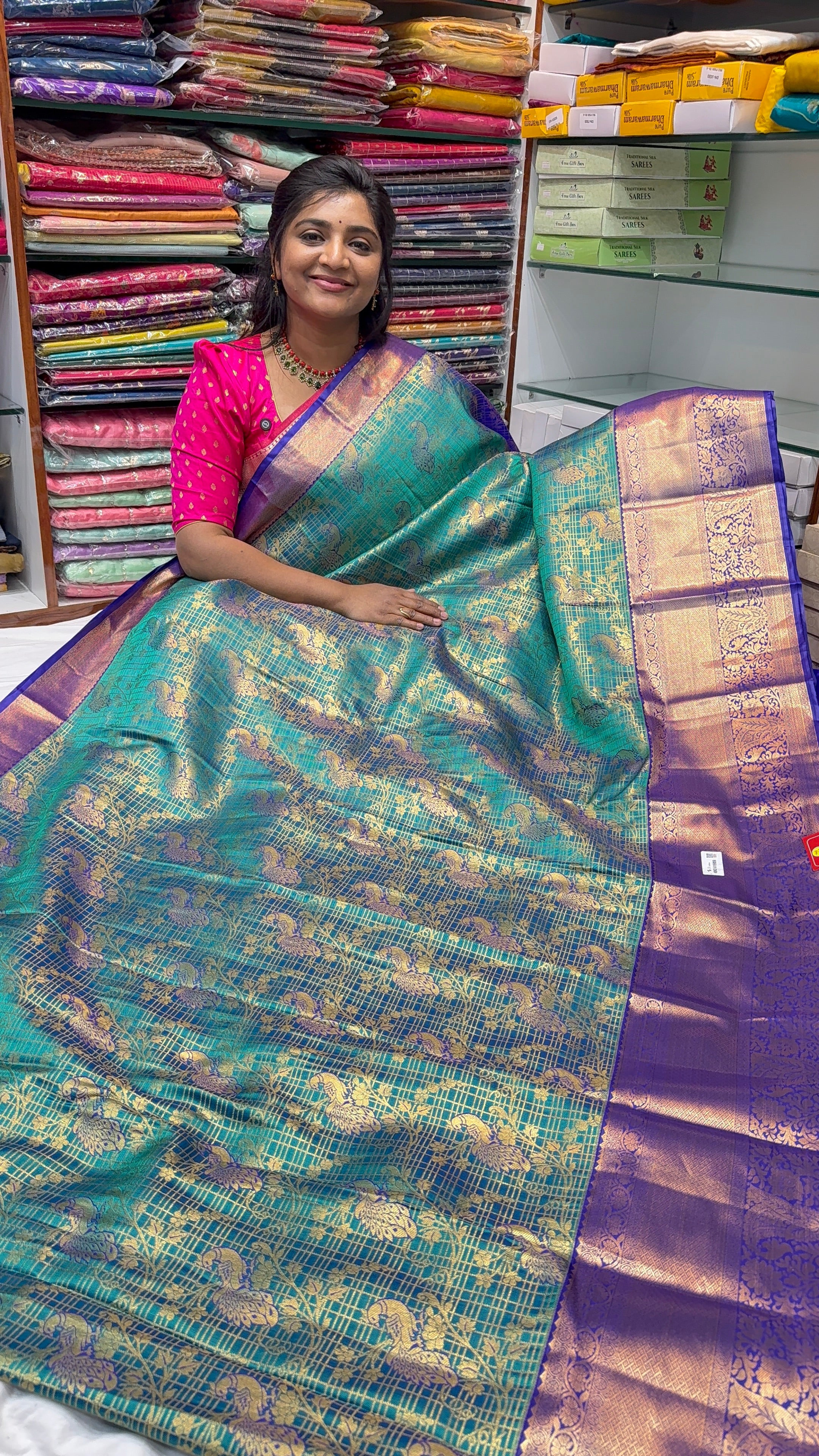VINTAGE PATTU -W1999