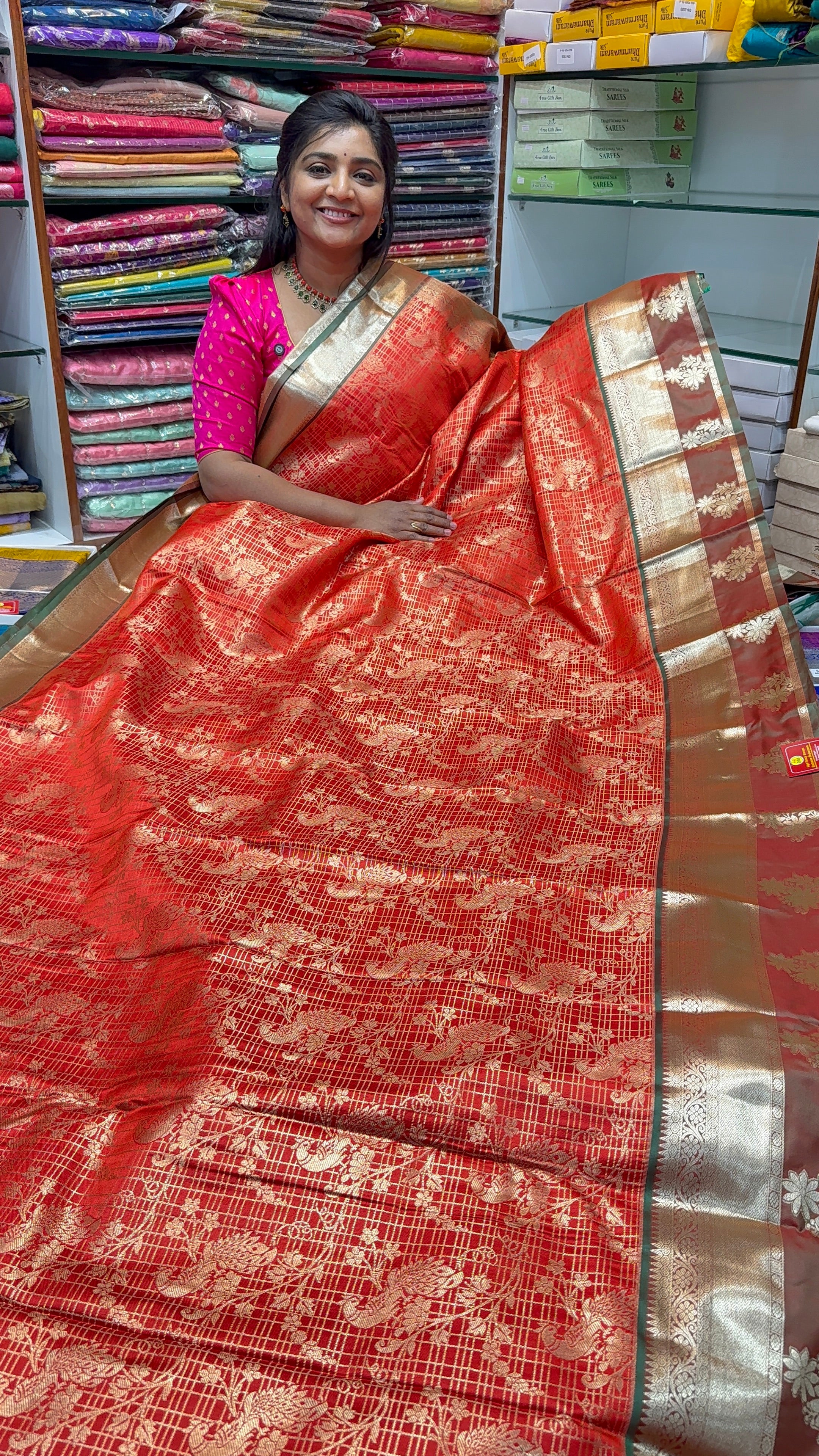 VINTAGE PATTU -W1999