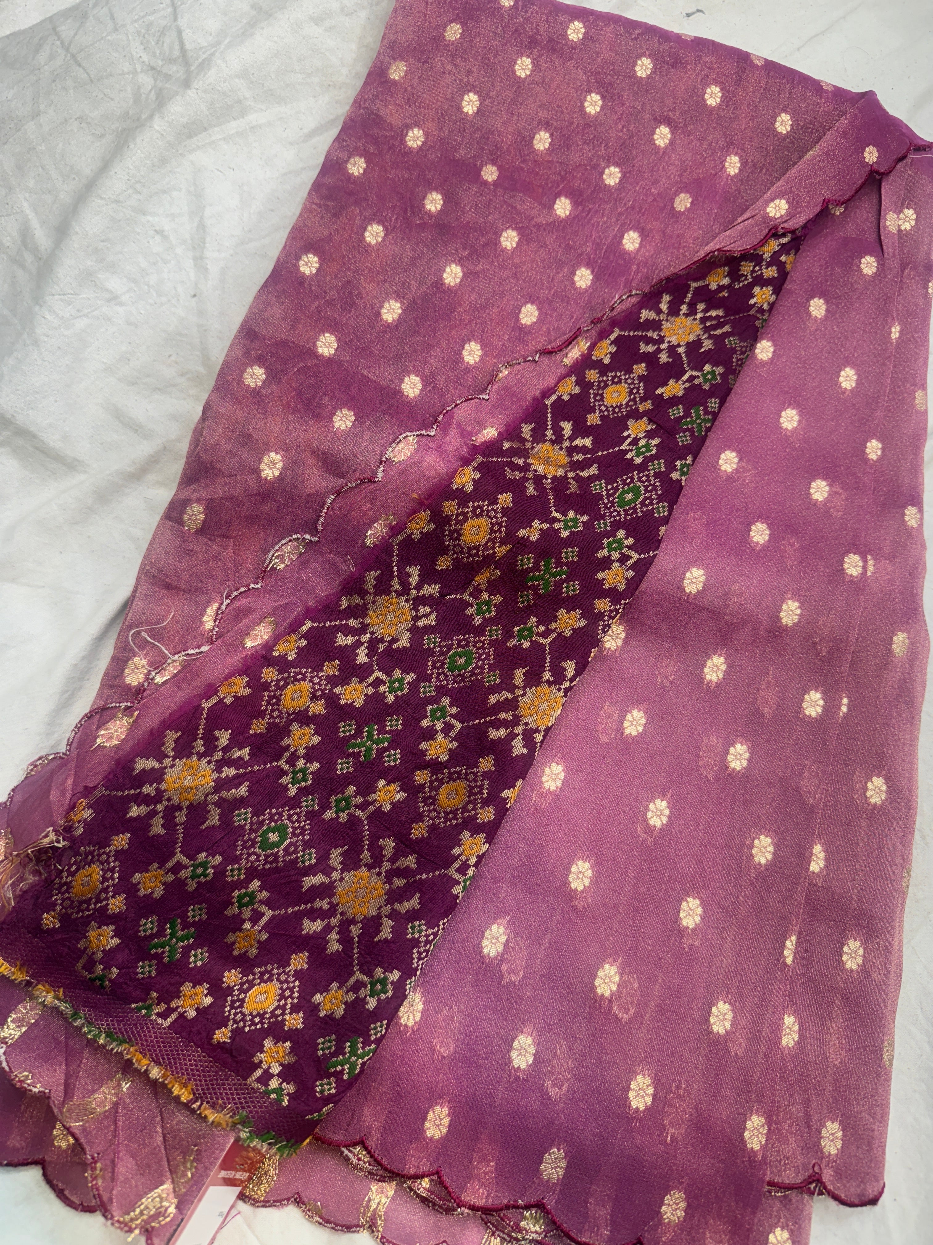 TISSUE BANARASI- BK2295