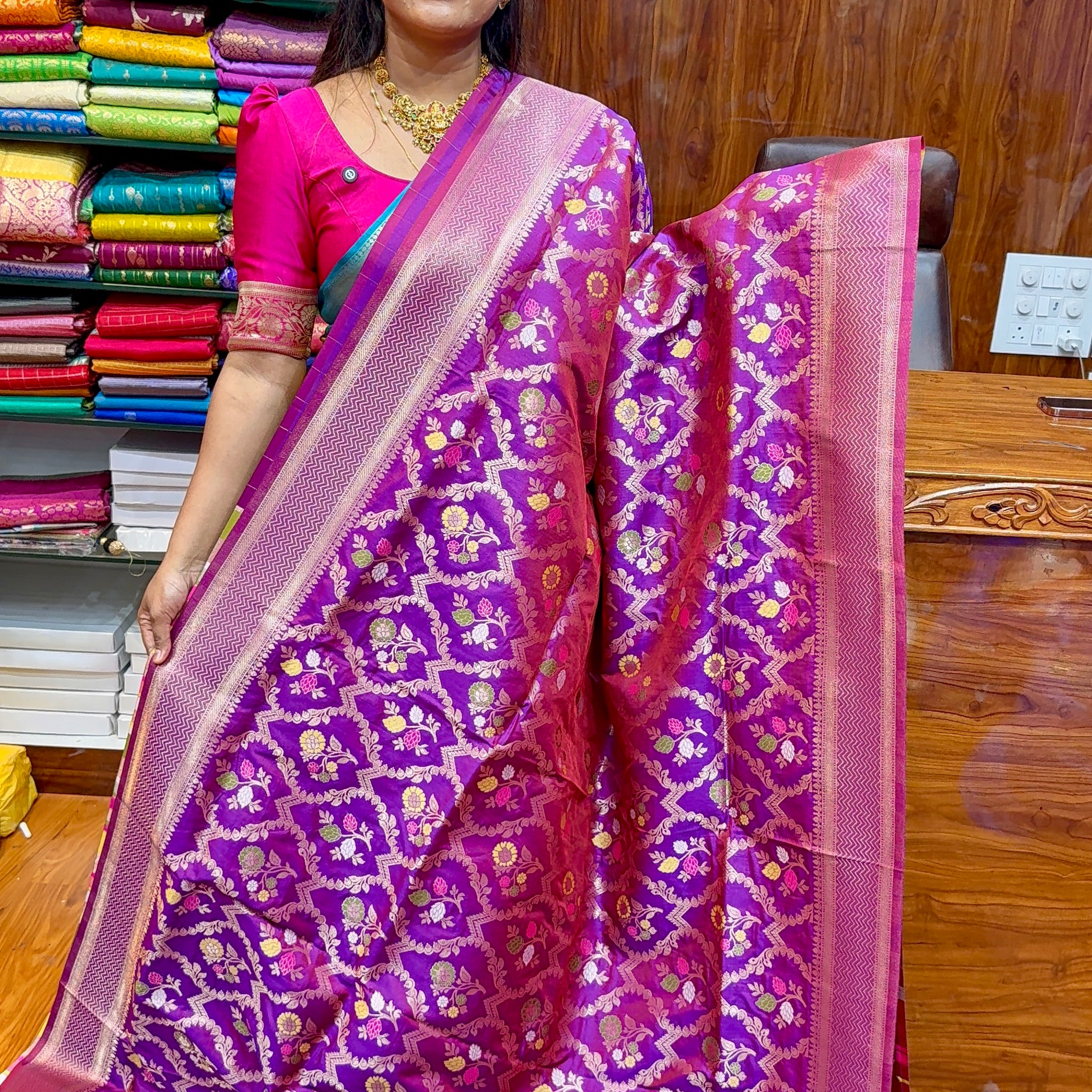 BANARSI SAREE -HK2500