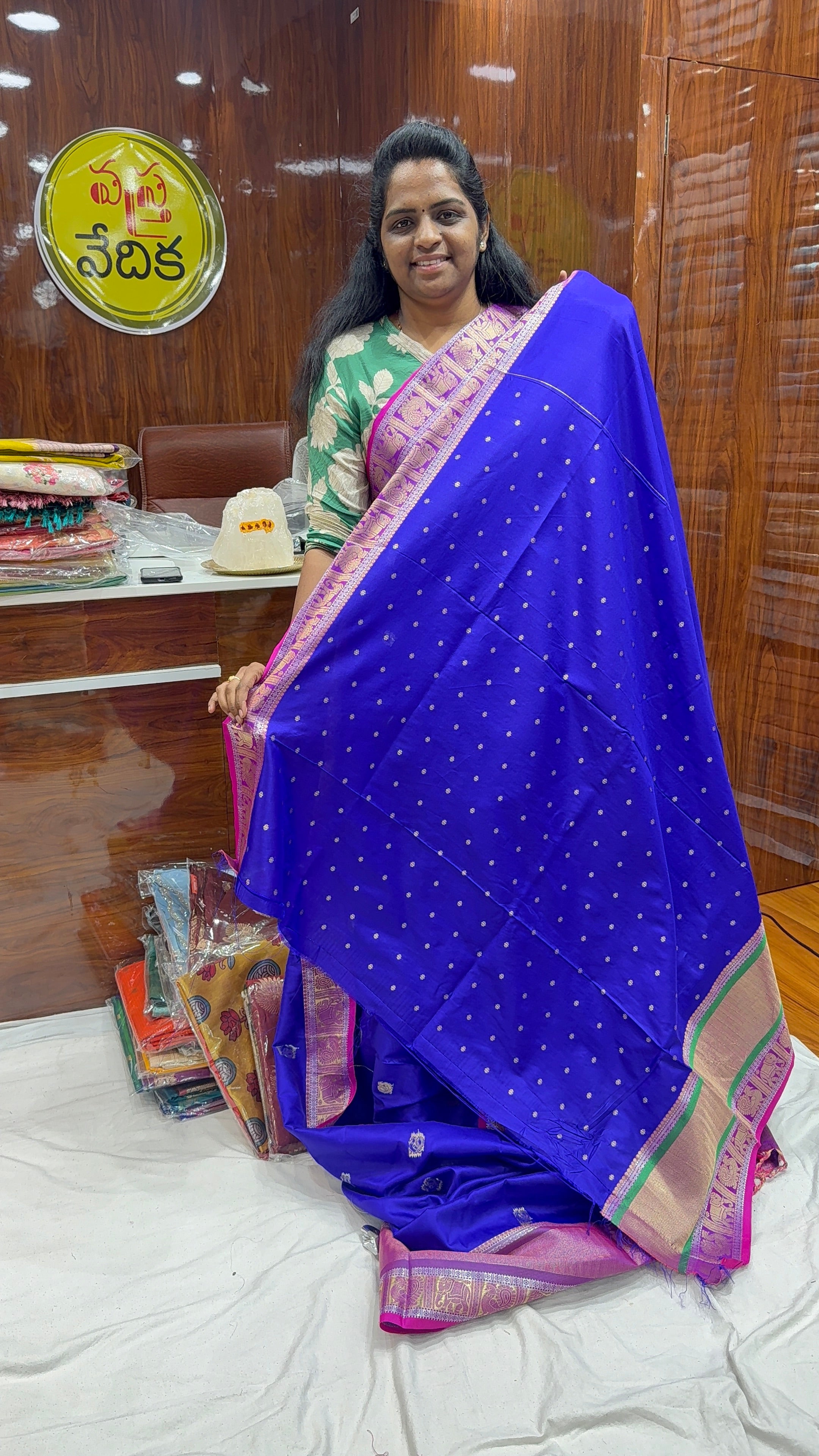 ARNI PATTU -F1599