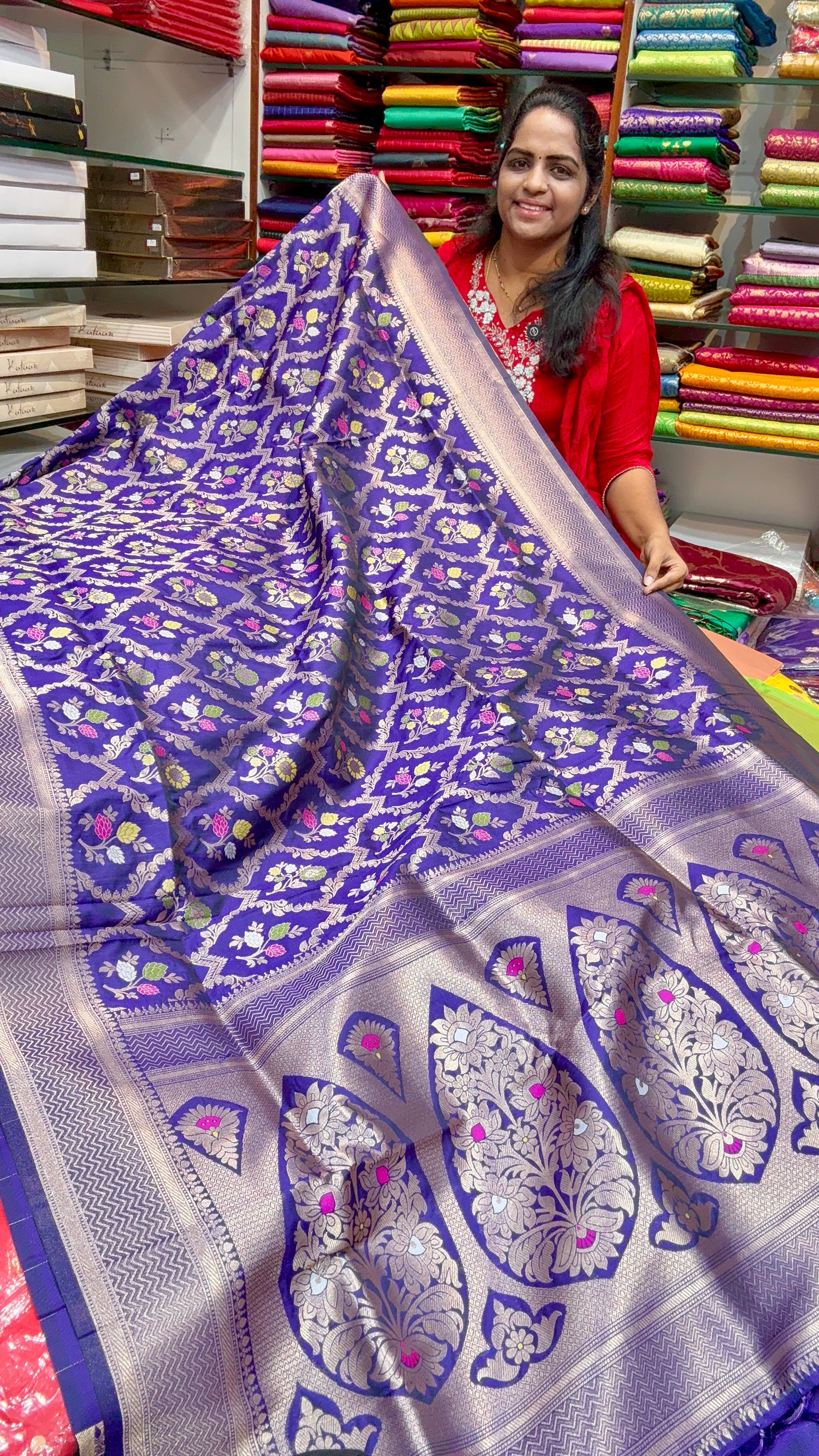 KATAN BENARASI-R2500