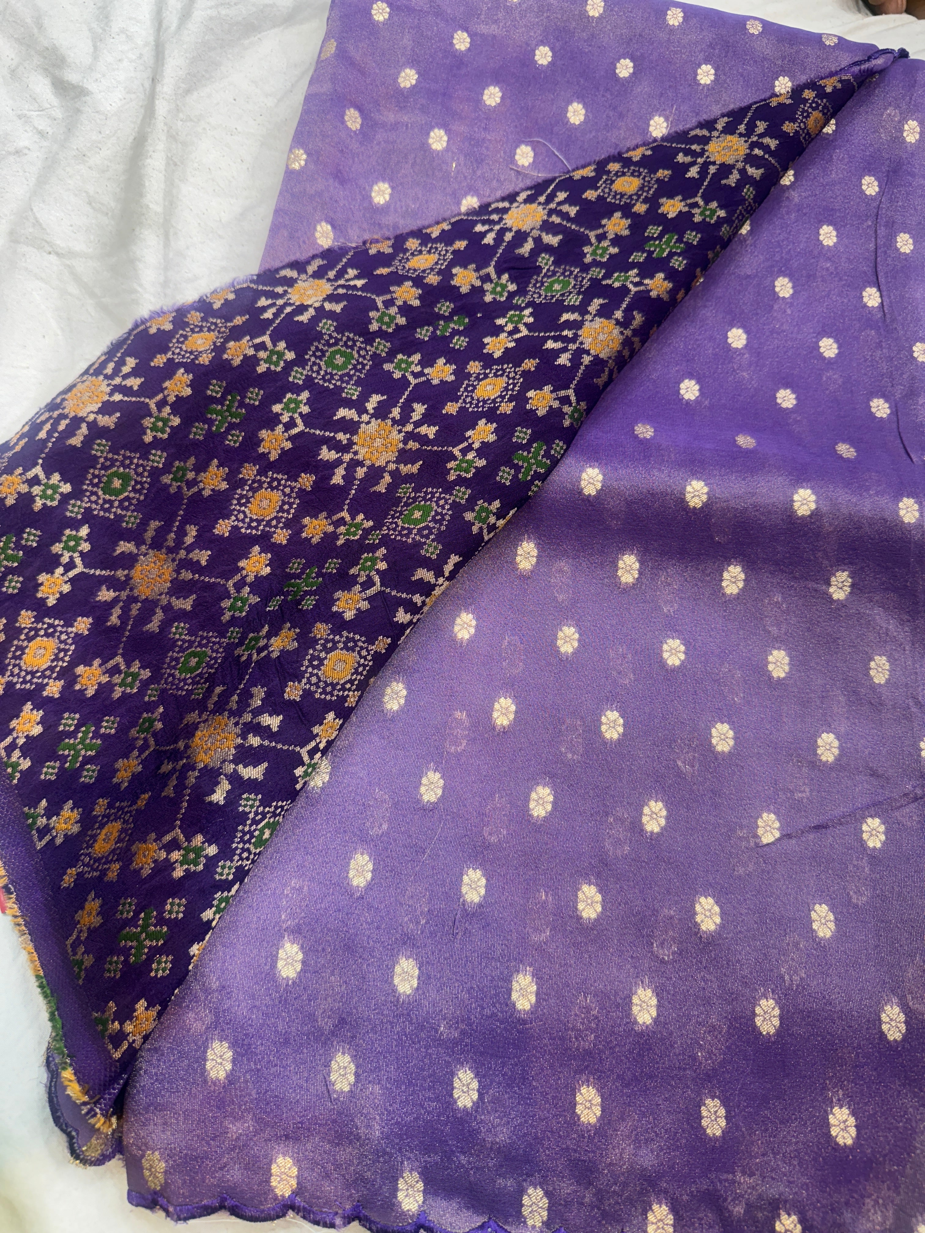 TISSUE BANARASI- BK2295