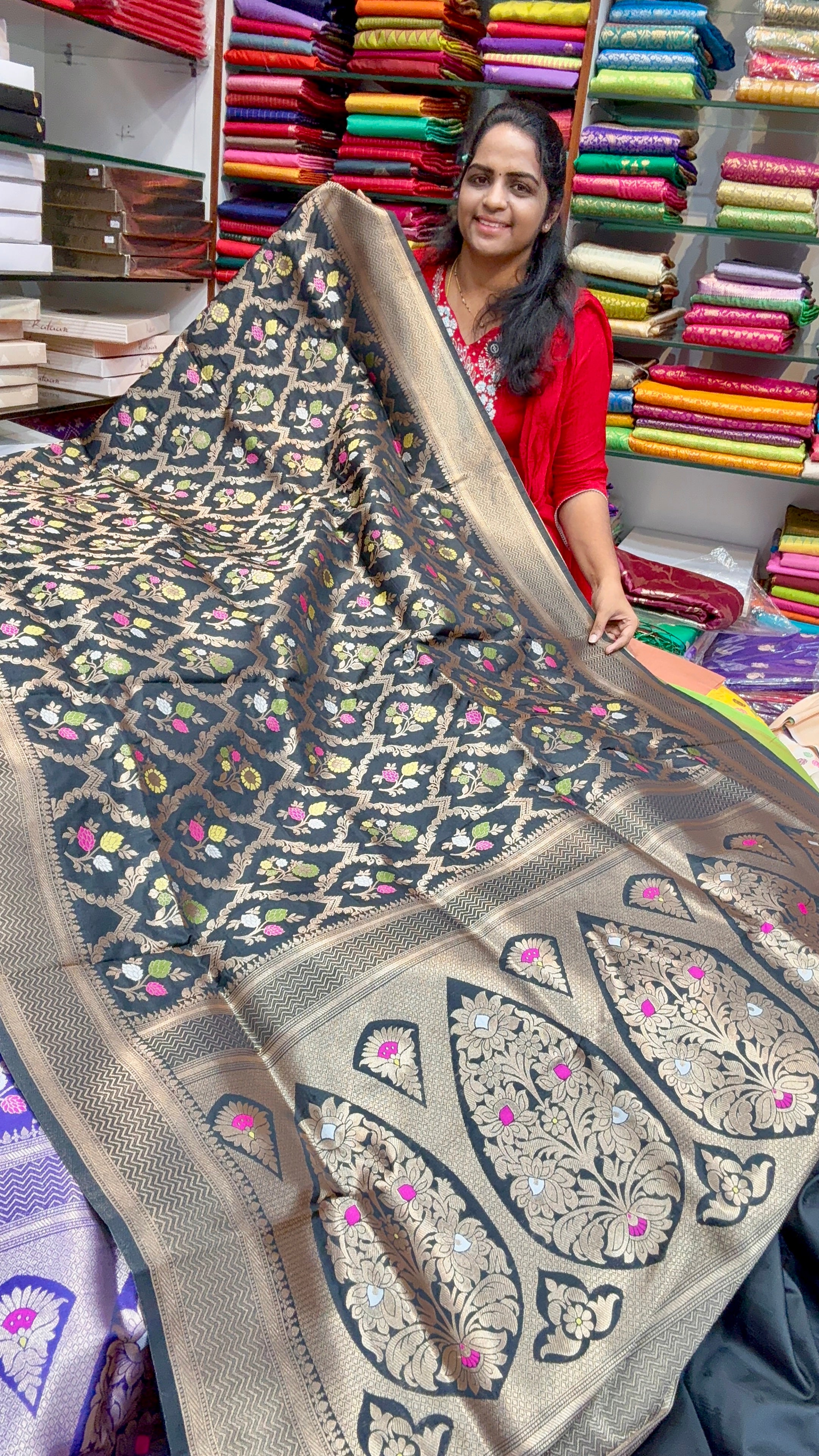 KATAN BENARASI-R2500