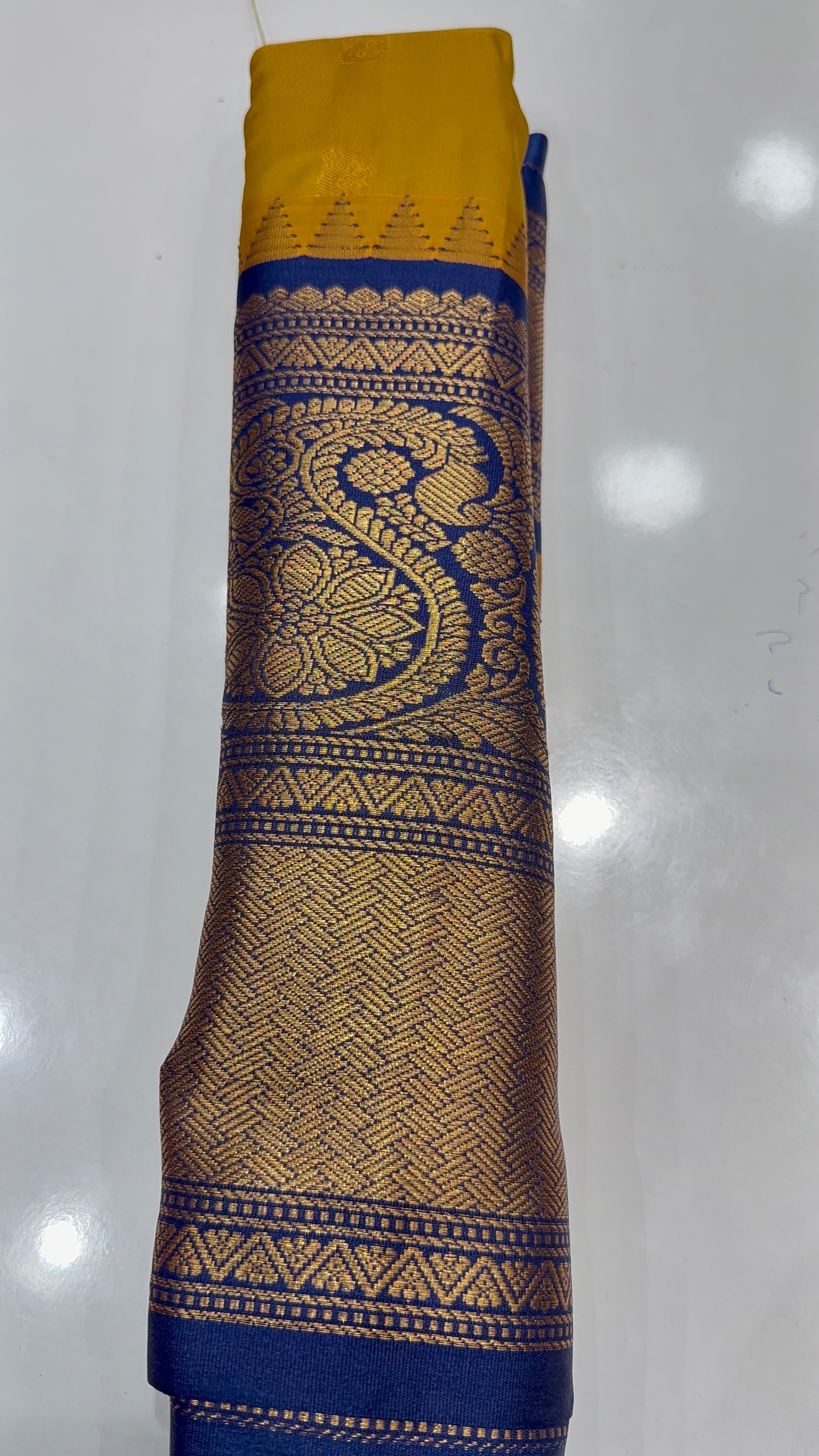 GADWAL PATTU -G2450
