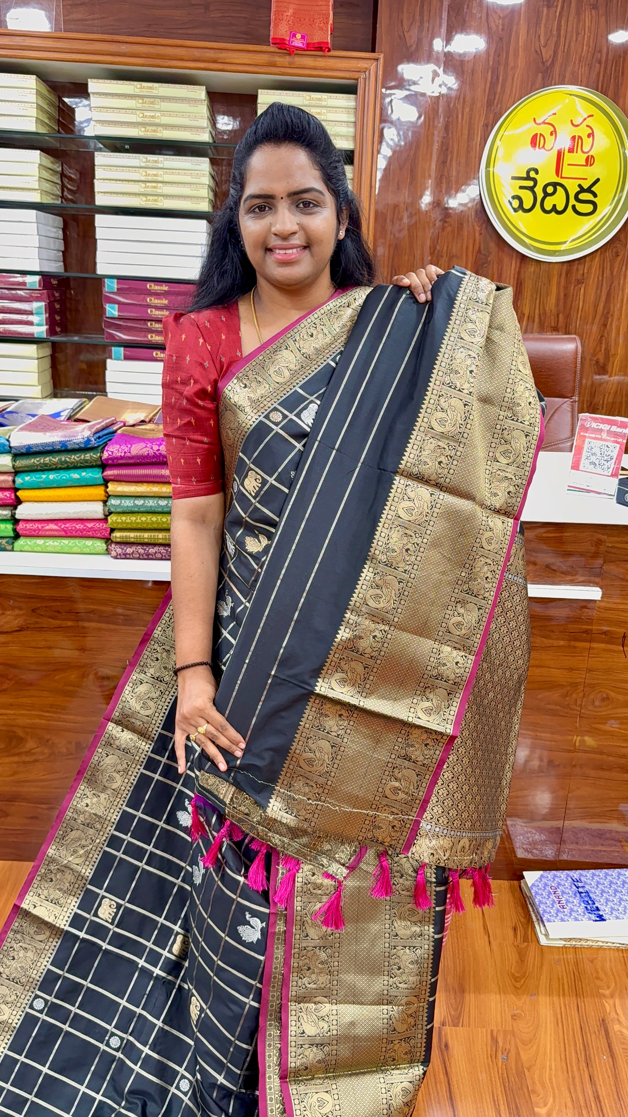 Banarsi pattu - BP1650
