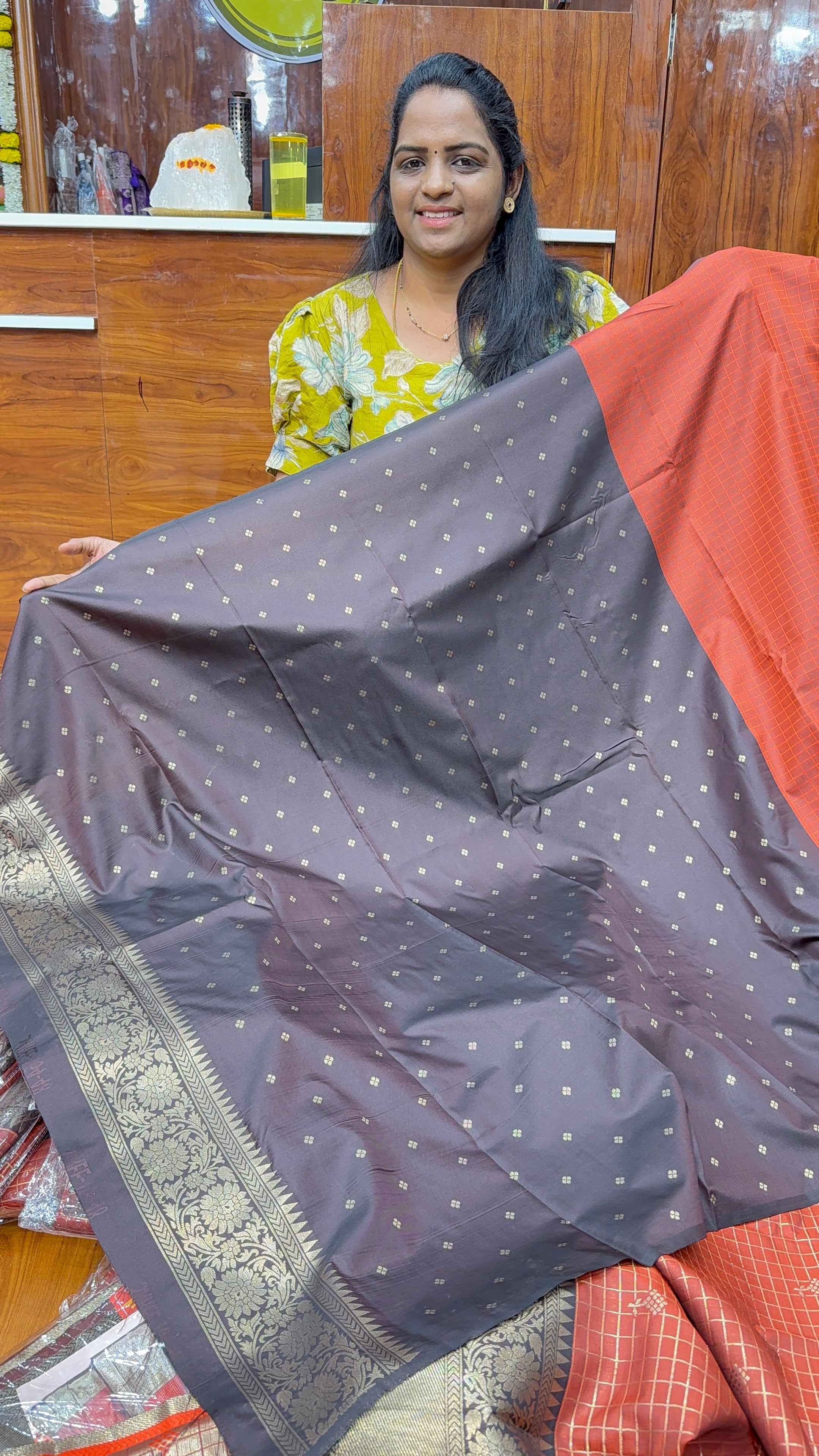 ARNI PATTU - RS1250